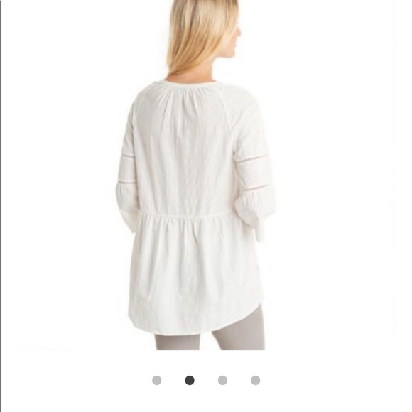 NWT- G.H Bass & Co. -  3/4 sleeve Embroidery Tunic Tops, Size: Medium - Picture 3 of 6
